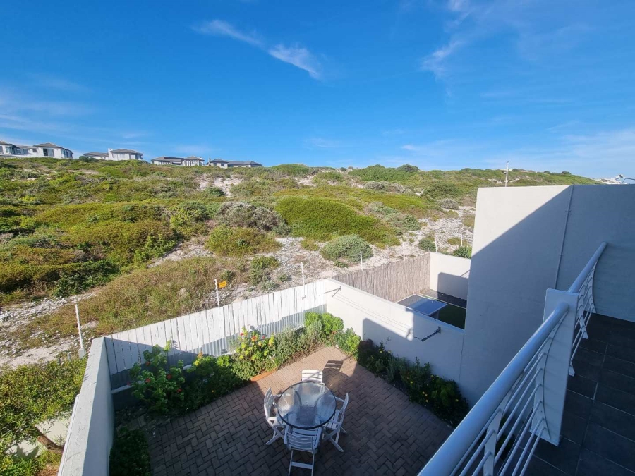 To Let 3 Bedroom Property for Rent in Big Bay Western Cape